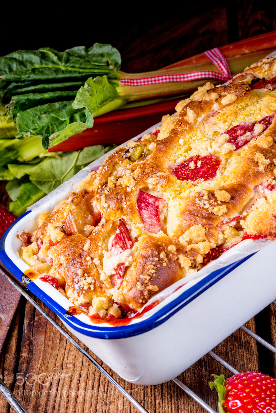 Nikon D810 sample photo. A tasty strawberry rhubarb photography