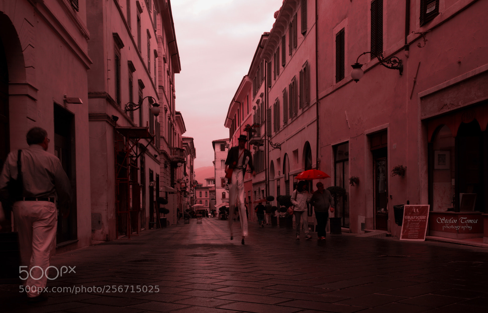 Nikon D800 sample photo. Red umbrella photography