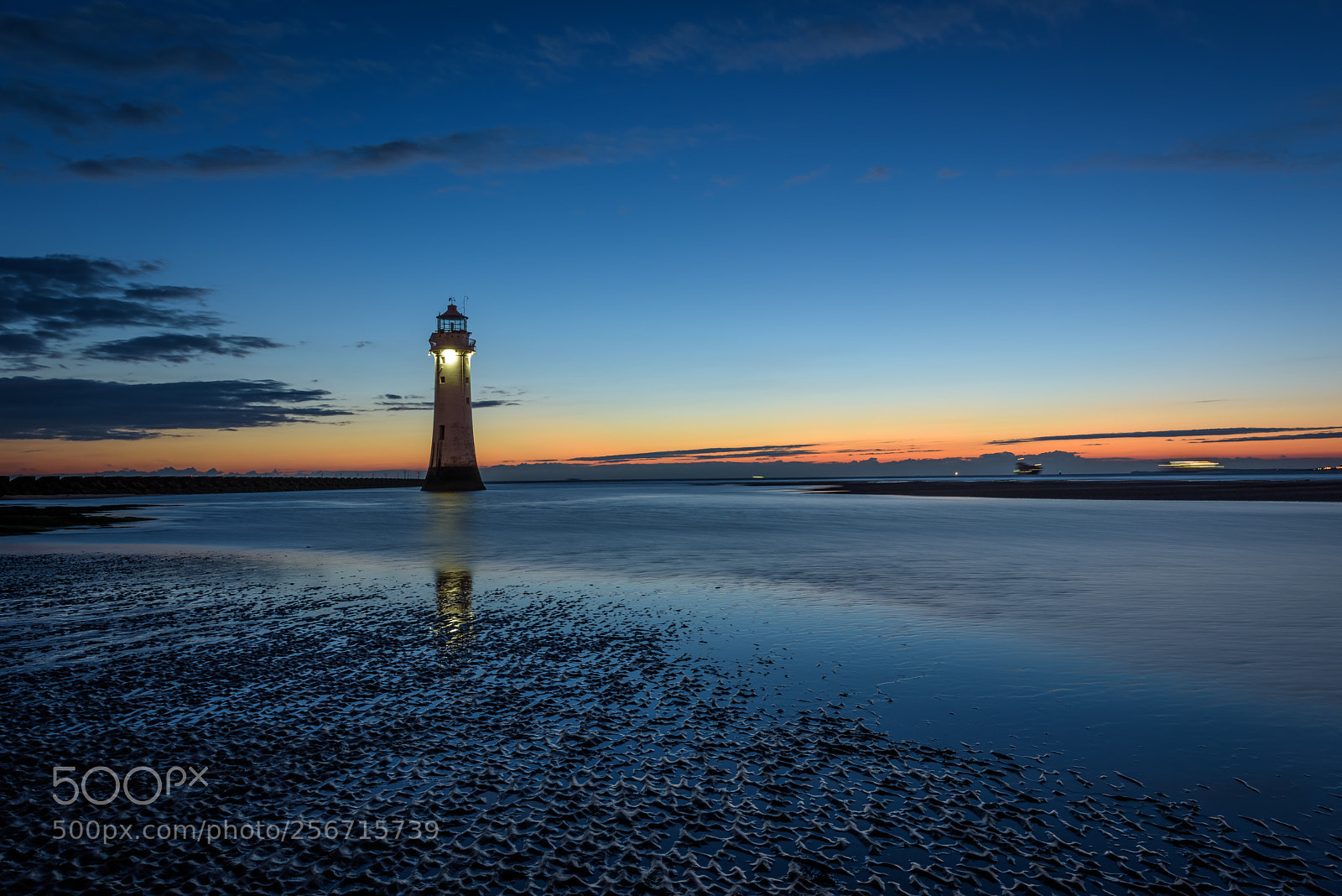 Nikon D810 sample photo. New brighton lighthouse photography