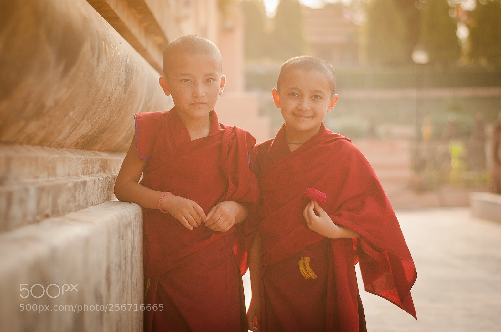 Nikon D90 sample photo. Lama tibet girl photography