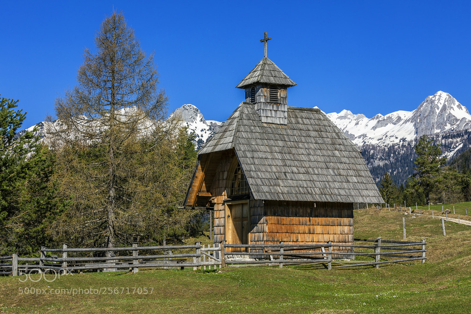 Canon EOS 5D Mark IV sample photo. Chapel of our lady photography