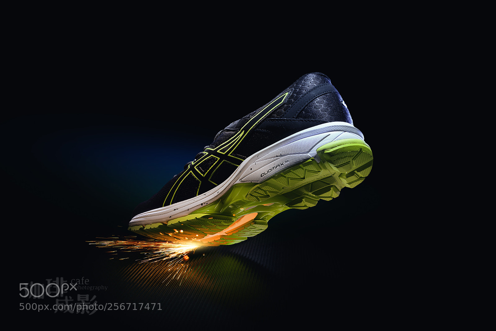 Nikon D810 sample photo. Spark jump photography