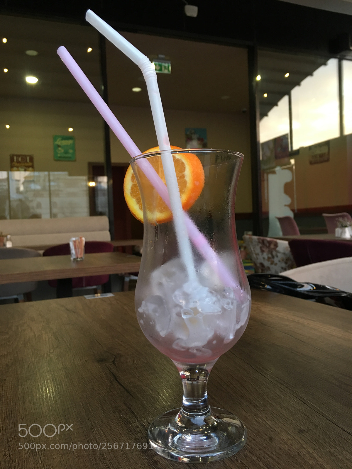 Apple iPhone 6s sample photo. Img photography
