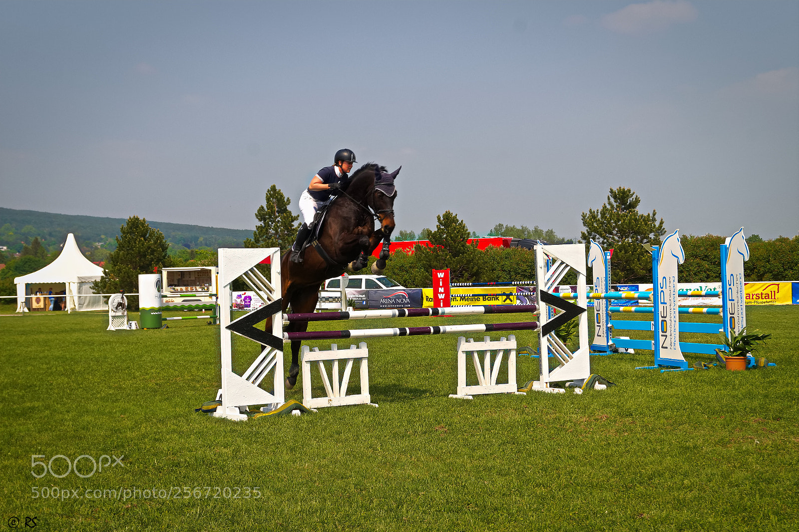 Sony SLT-A58 sample photo. Jump 1 photography
