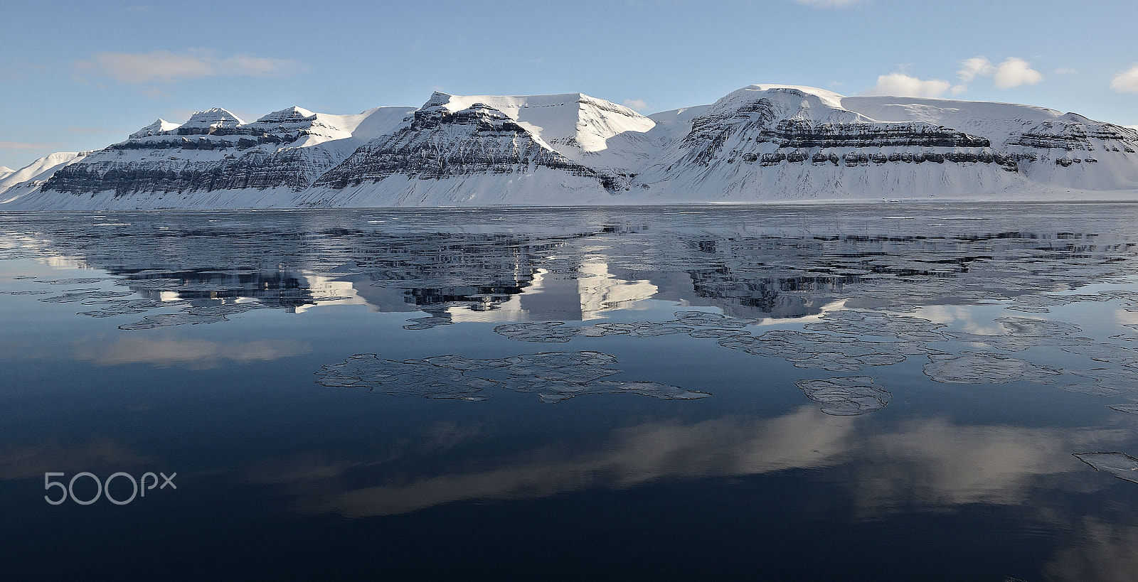 Nikon AF-S Nikkor 24-70mm F2.8G ED sample photo. Artic mountains photography