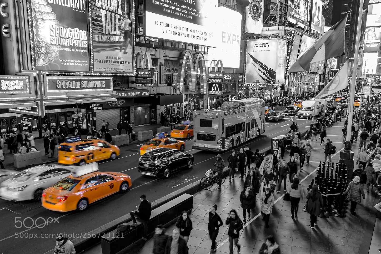 Canon EOS 70D sample photo. Times sqaure photography