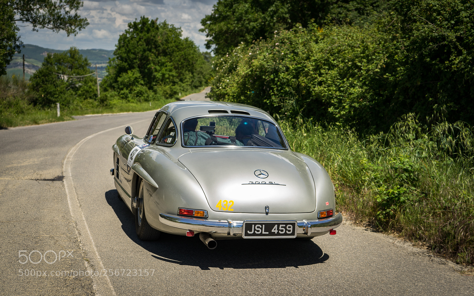 Sony a7 sample photo. Gullwing photography