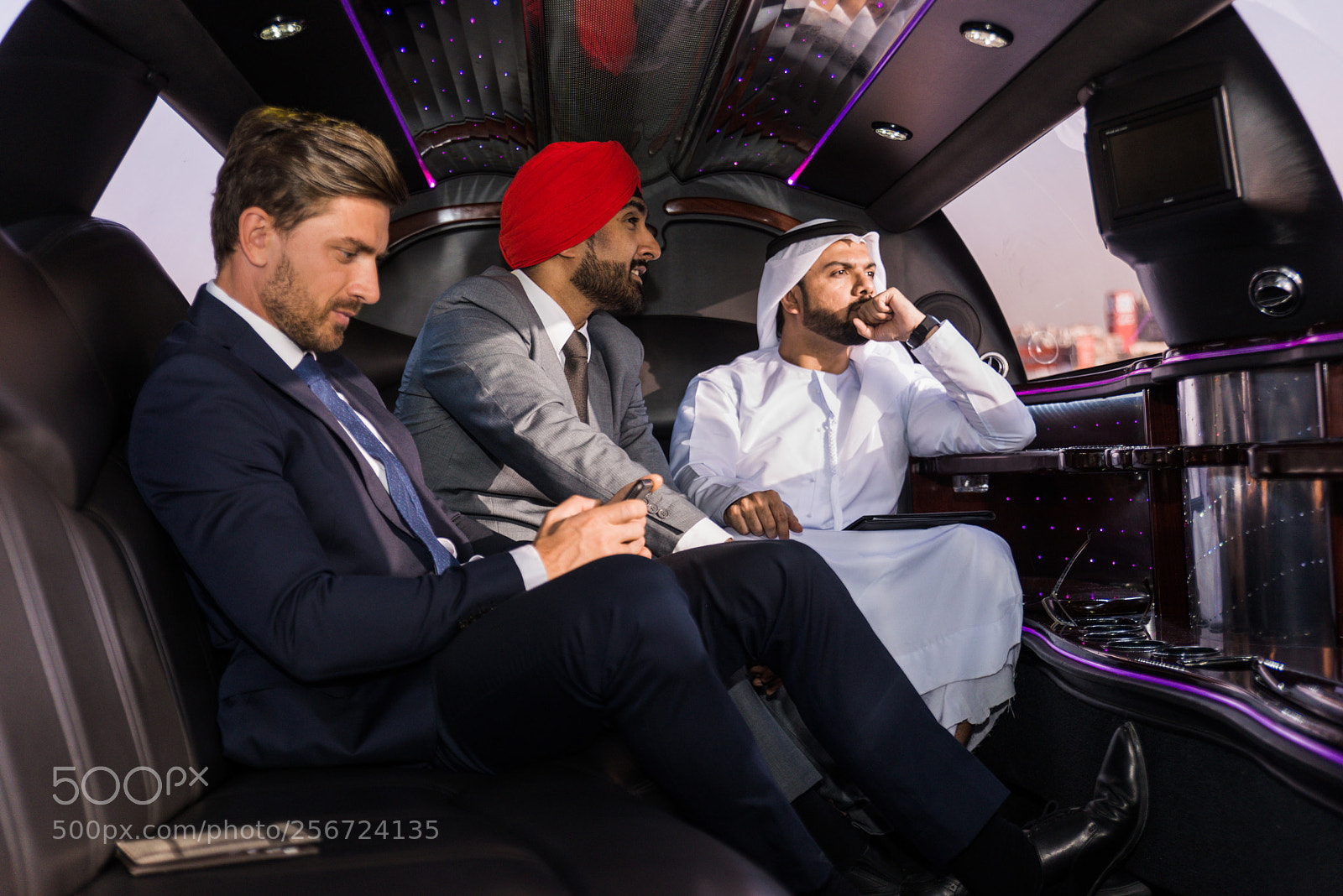 Nikon D610 sample photo. Multi-ethnic business team meeting photography