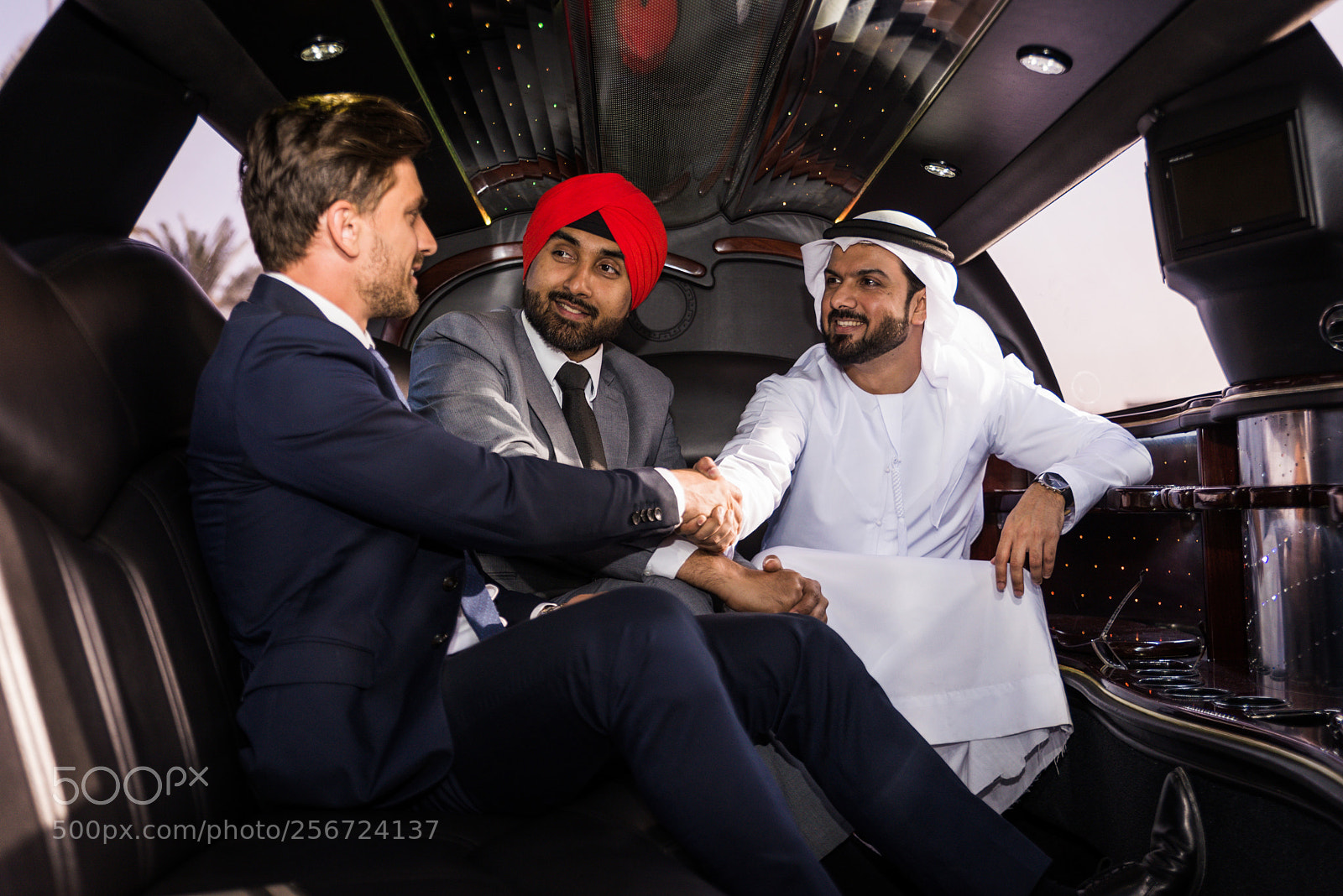 Nikon D610 sample photo. Multi-ethnic business team meeting photography