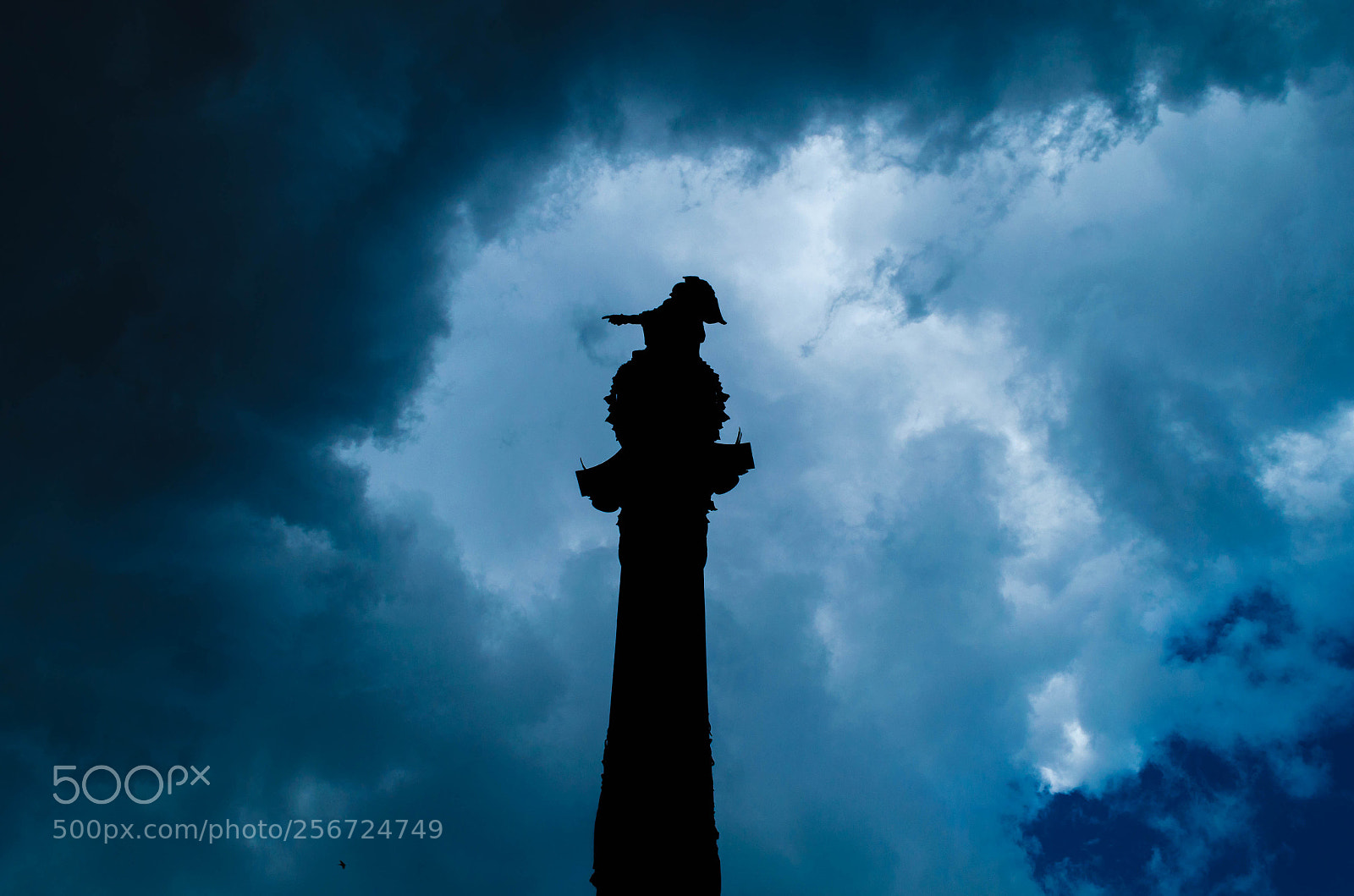 Nikon D5100 sample photo. Estatua de col n photography