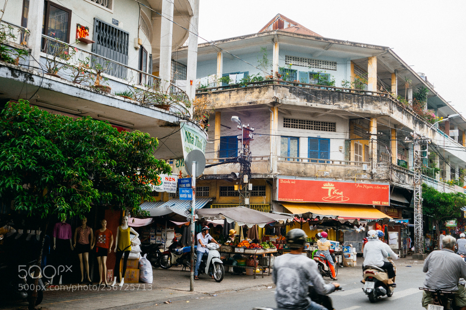 Sony Cyber-shot DSC-RX100 II sample photo. District 5, saigon photography