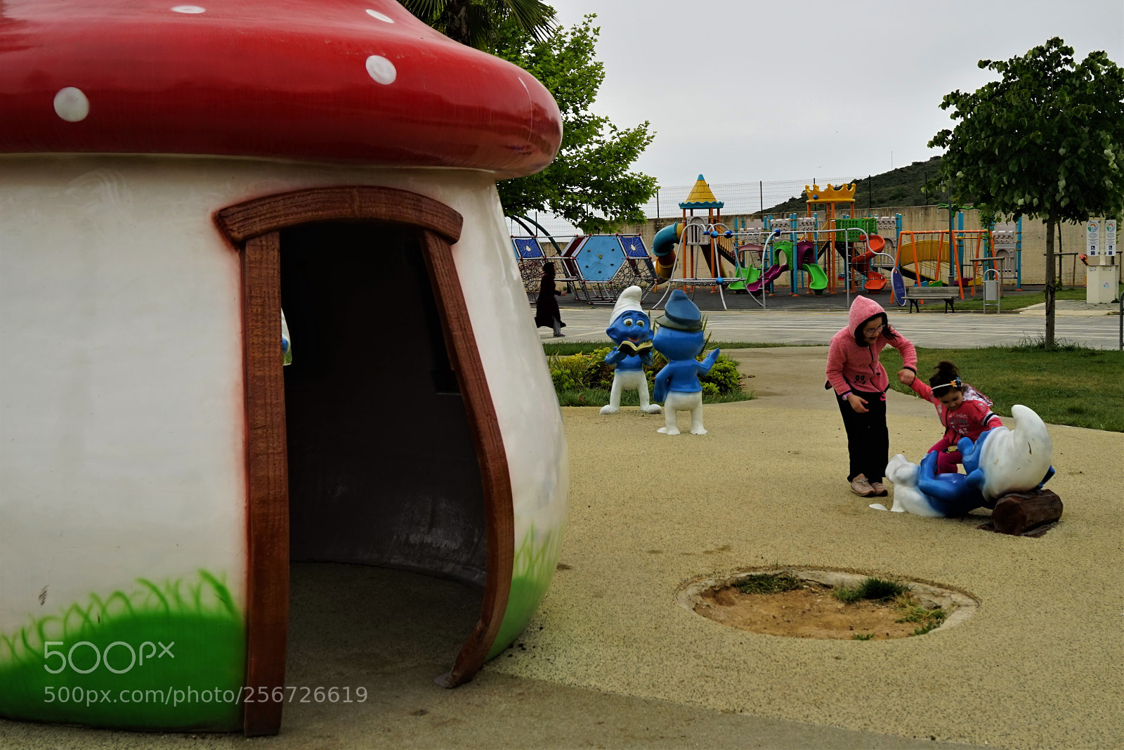 Sony a7 sample photo. Oyun photography
