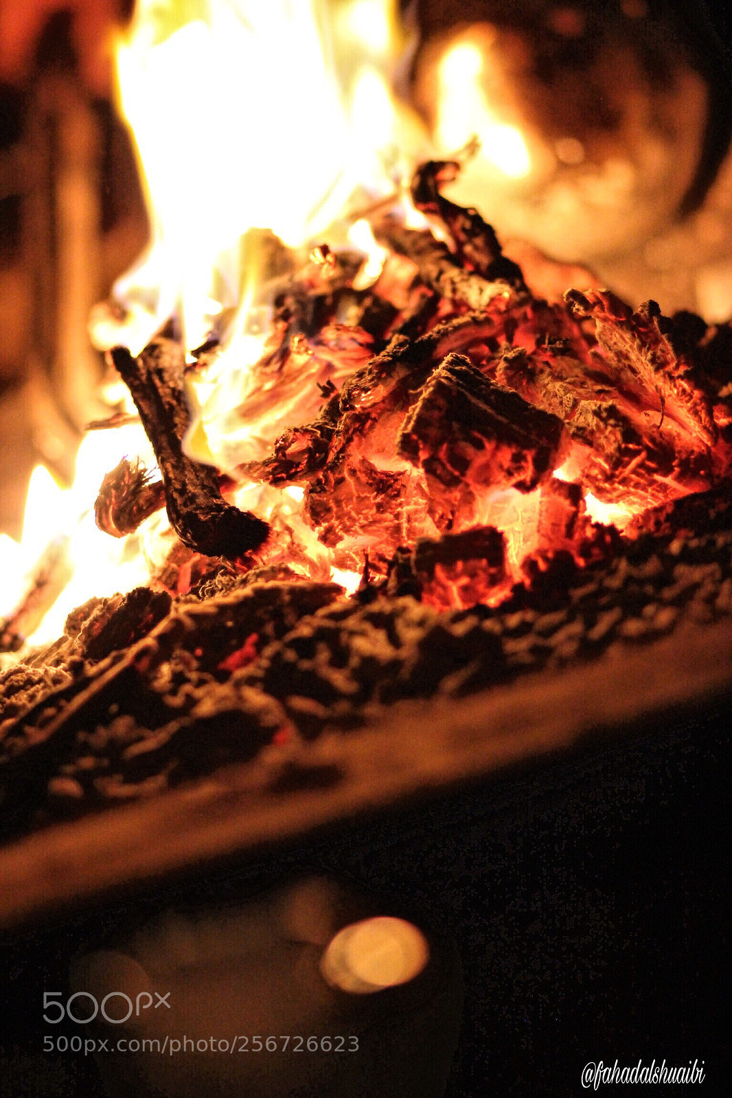 Canon EOS 550D (EOS Rebel T2i / EOS Kiss X4) sample photo. Fire ? photography