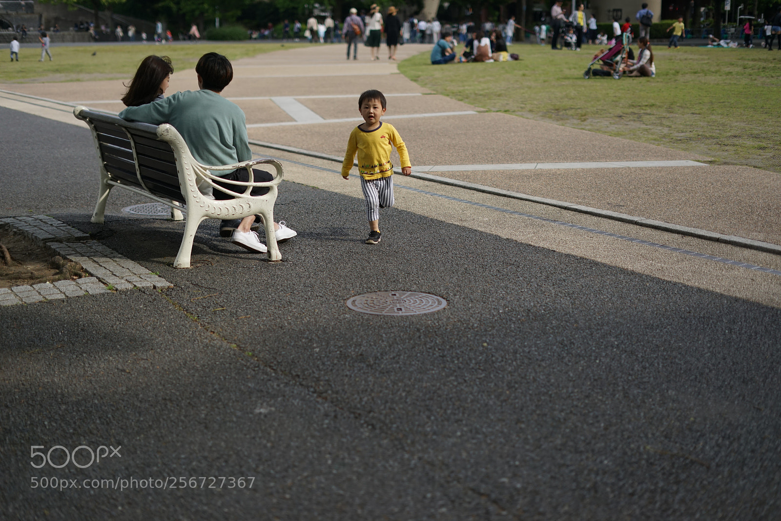 Sony a7R sample photo. A child is coming photography