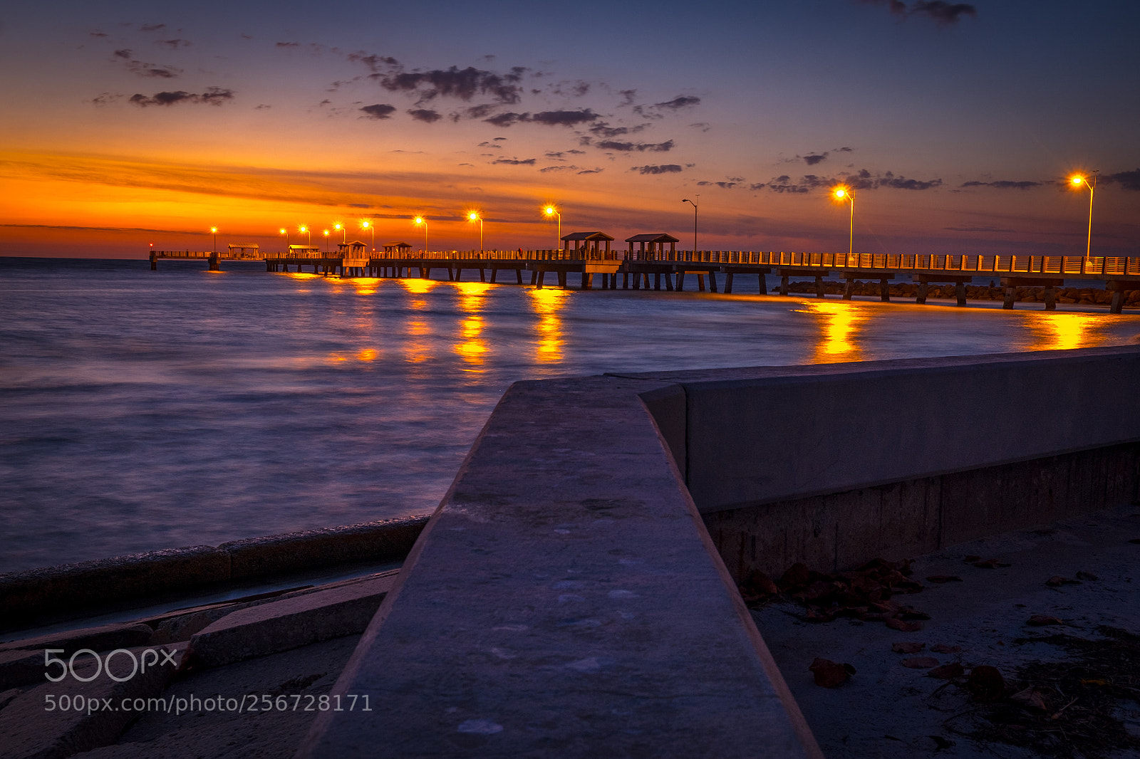 Fujifilm X-T1 sample photo. Sunset over gulf pier photography