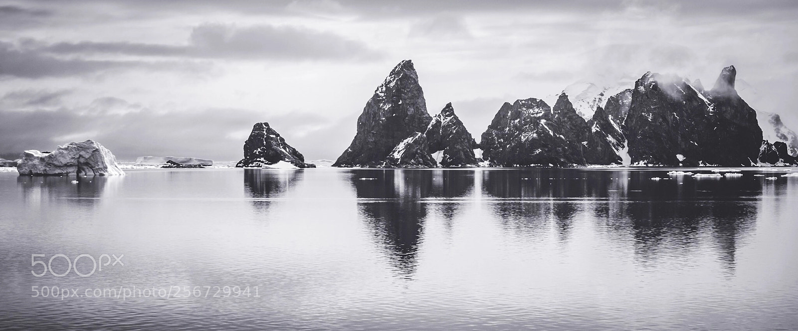 Panasonic Lumix DMC-G85 (Lumix DMC-G80) sample photo. South orkney reflection photography