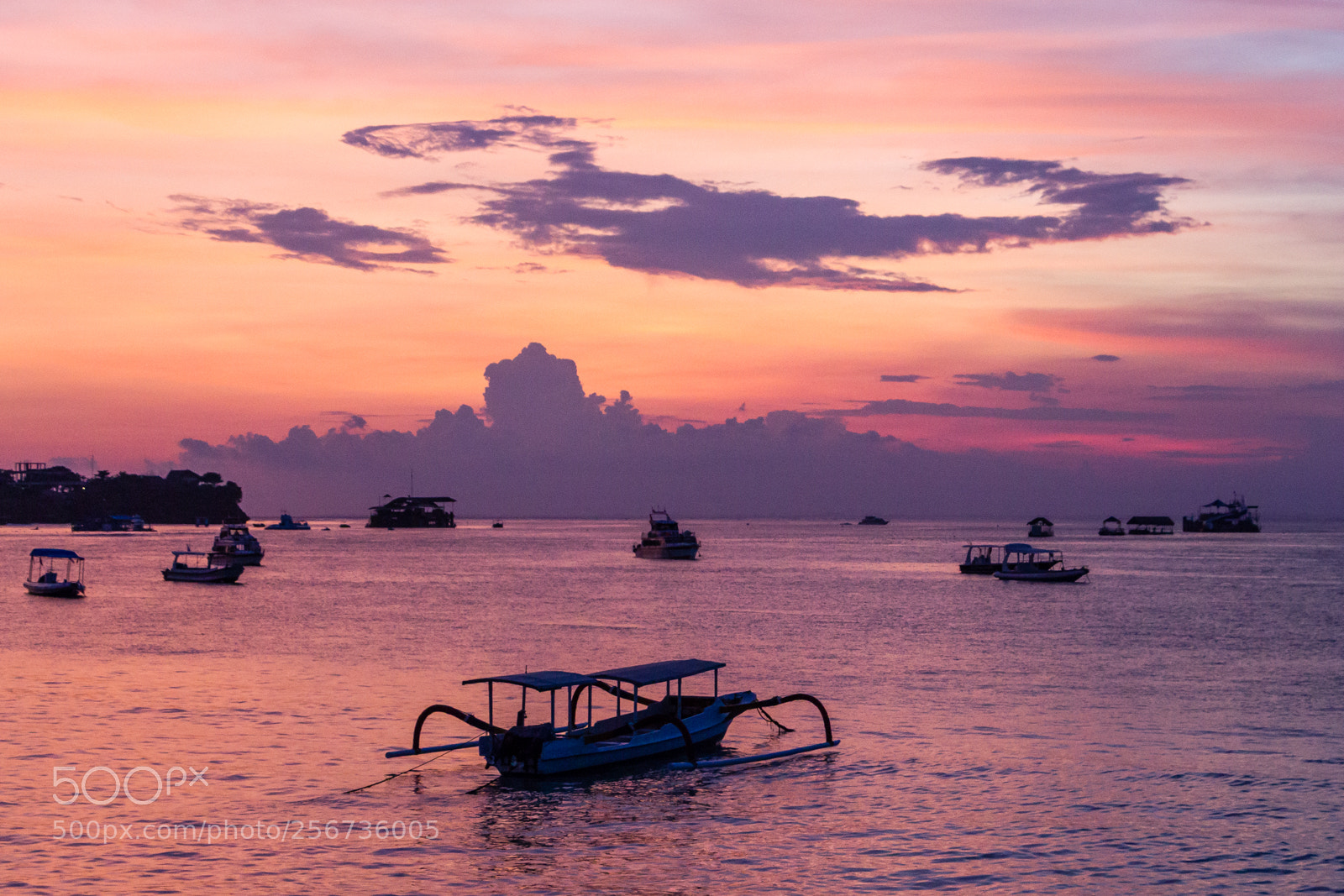 Canon EOS 550D (EOS Rebel T2i / EOS Kiss X4) sample photo. Bali sunset photography