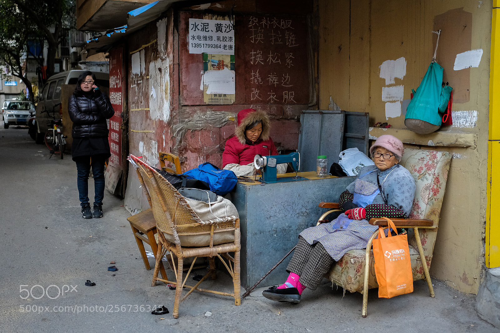 Fujifilm X-Pro2 sample photo. Alley on friday photography