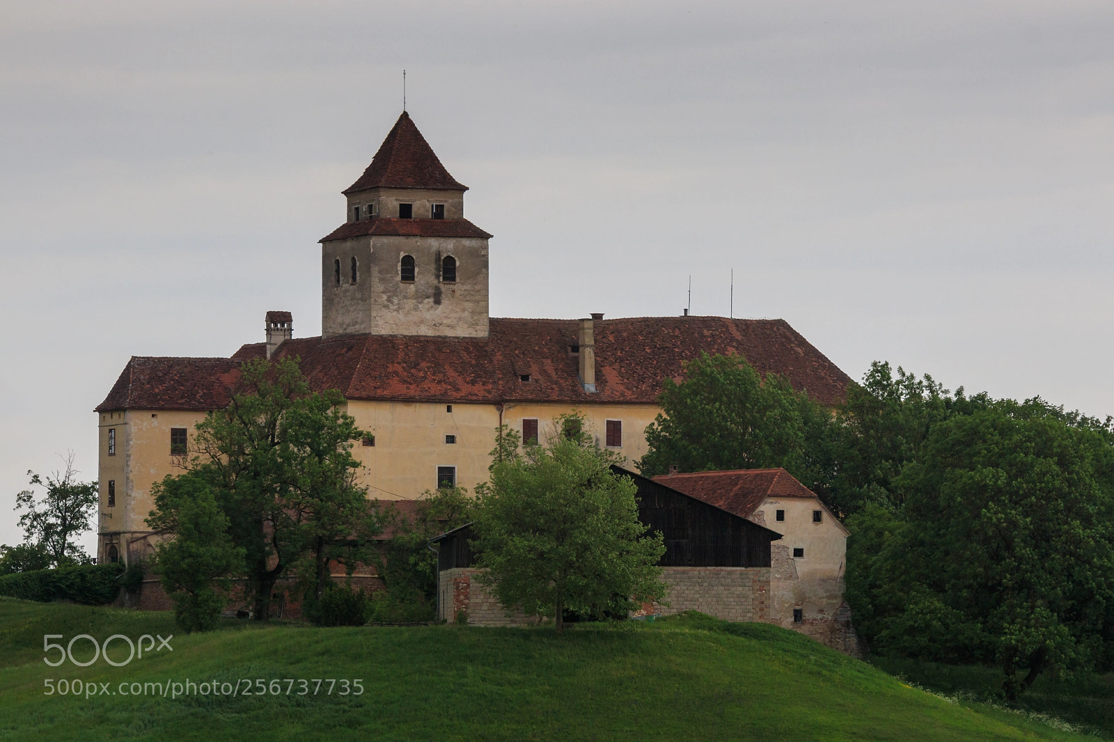Canon EOS 80D sample photo. Schloss ehrenhausen photography