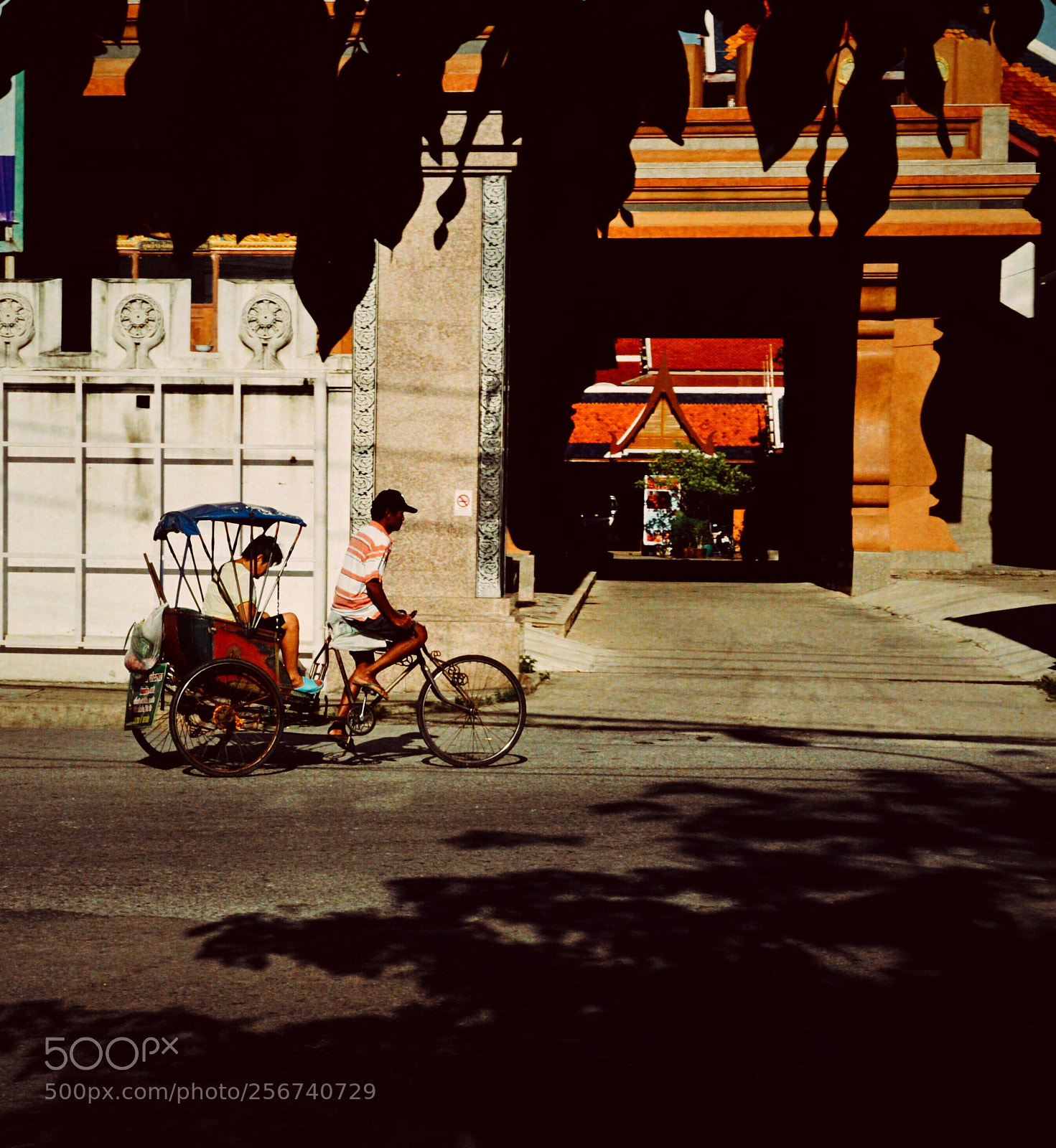 Nikon D3100 sample photo. Market photography