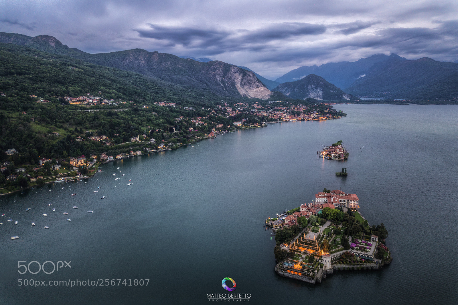 DJI FC220 sample photo. Isole borromee - lago photography