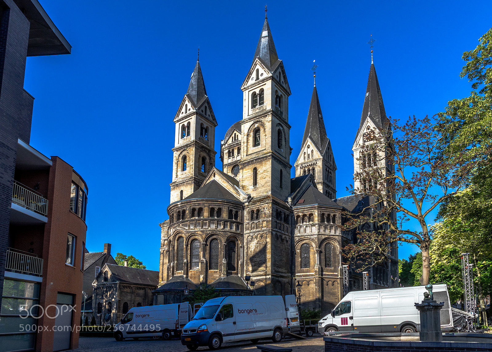 Canon EOS 80D sample photo. Munsterkerk photography