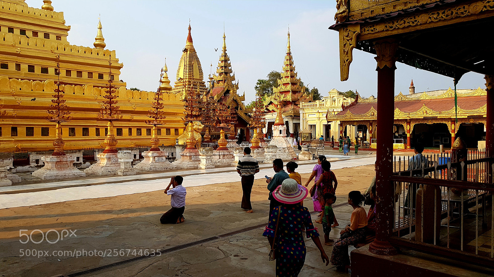 Samsung Galaxy S7 Edge sample photo. Swedagon pagoda ( bagan) photography