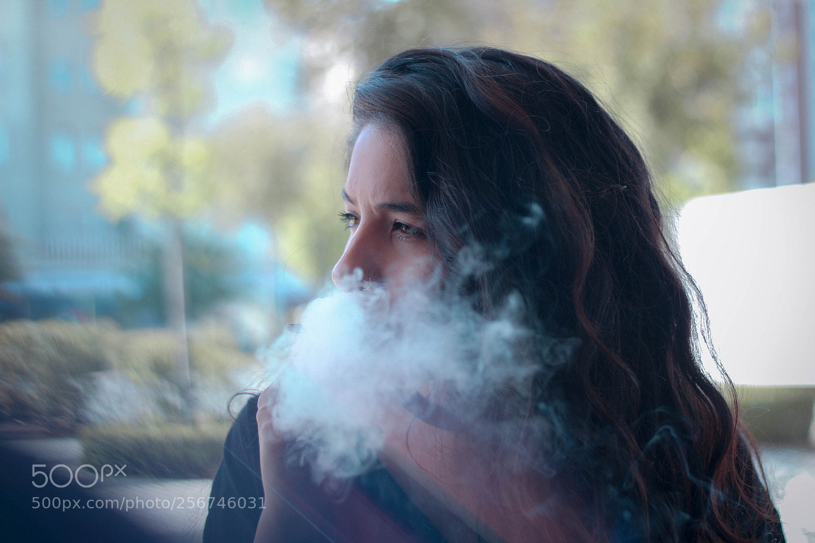 Canon EOS 1300D (EOS Rebel T6 / EOS Kiss X80) sample photo. Smoke in vein photography