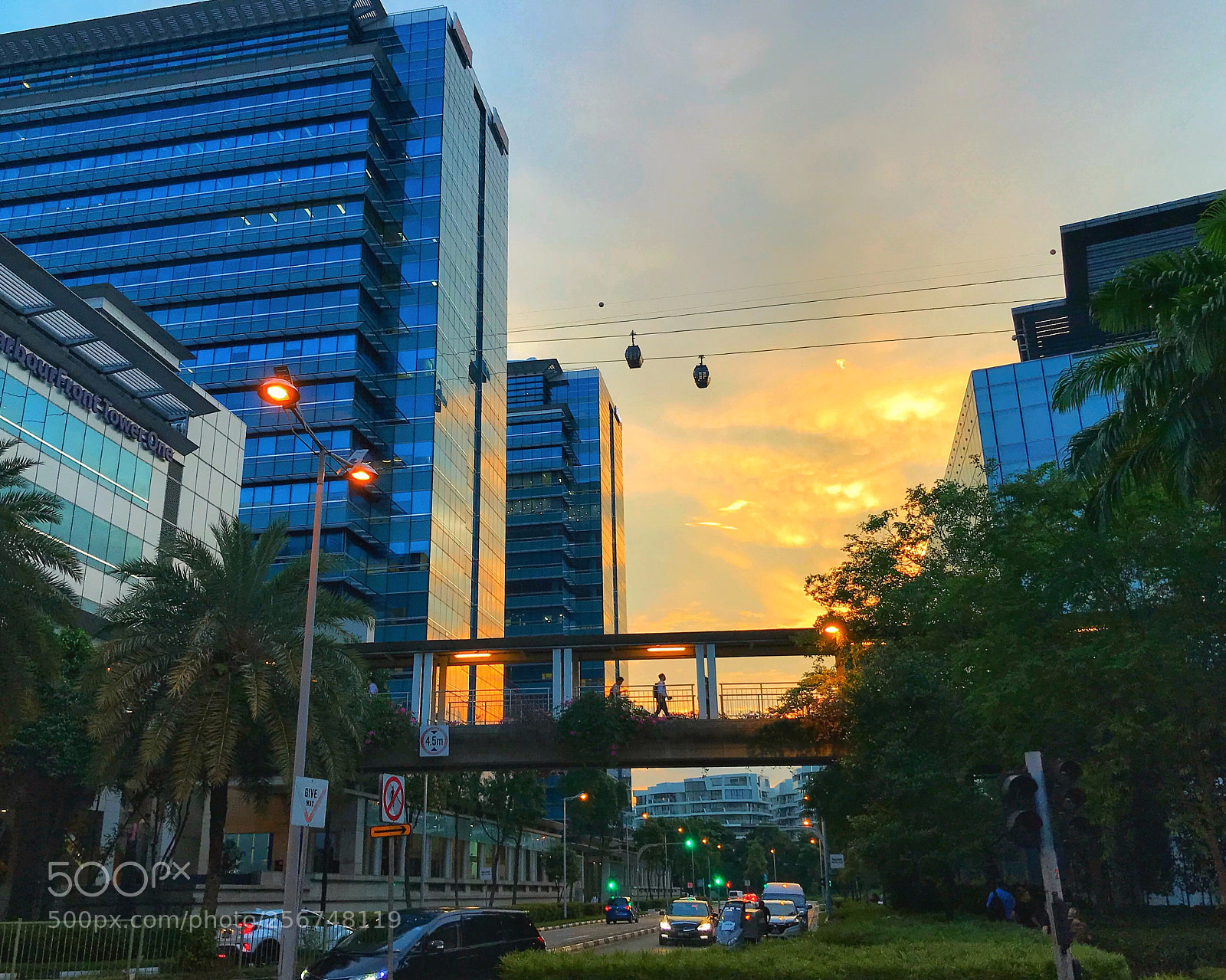 Apple iPhone 7 Plus sample photo. Sunset in the city photography
