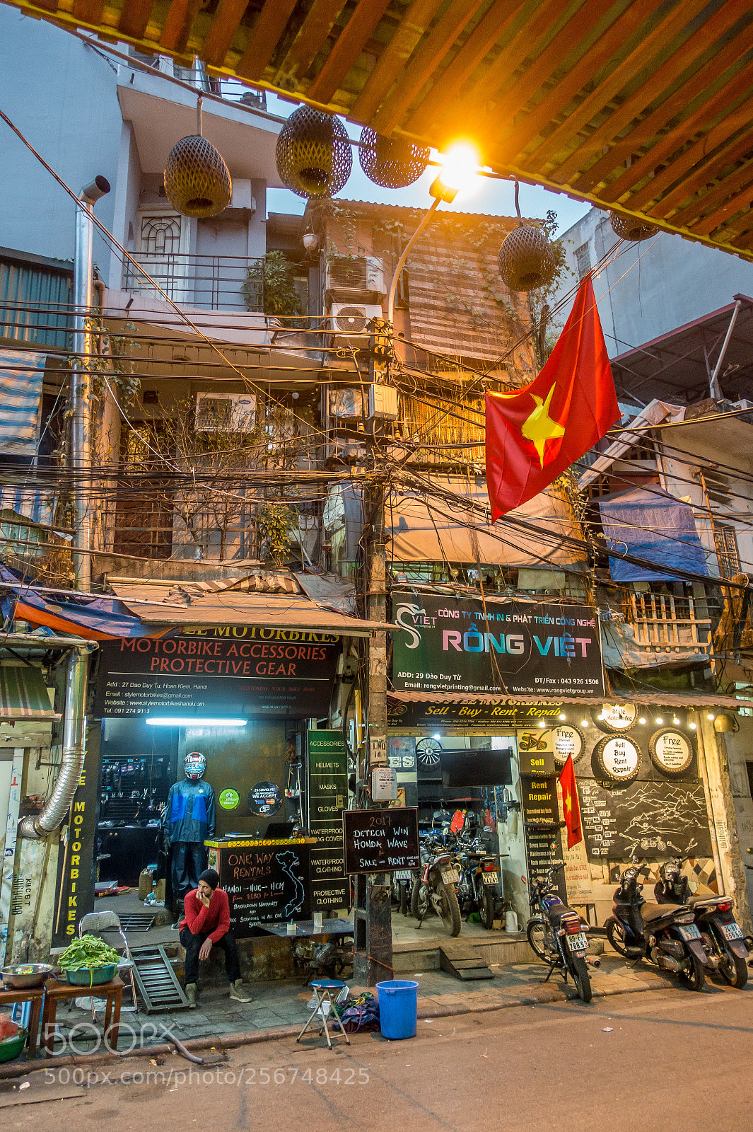 Sony Cyber-shot DSC-RX100 III sample photo. Downtown hanoi photography