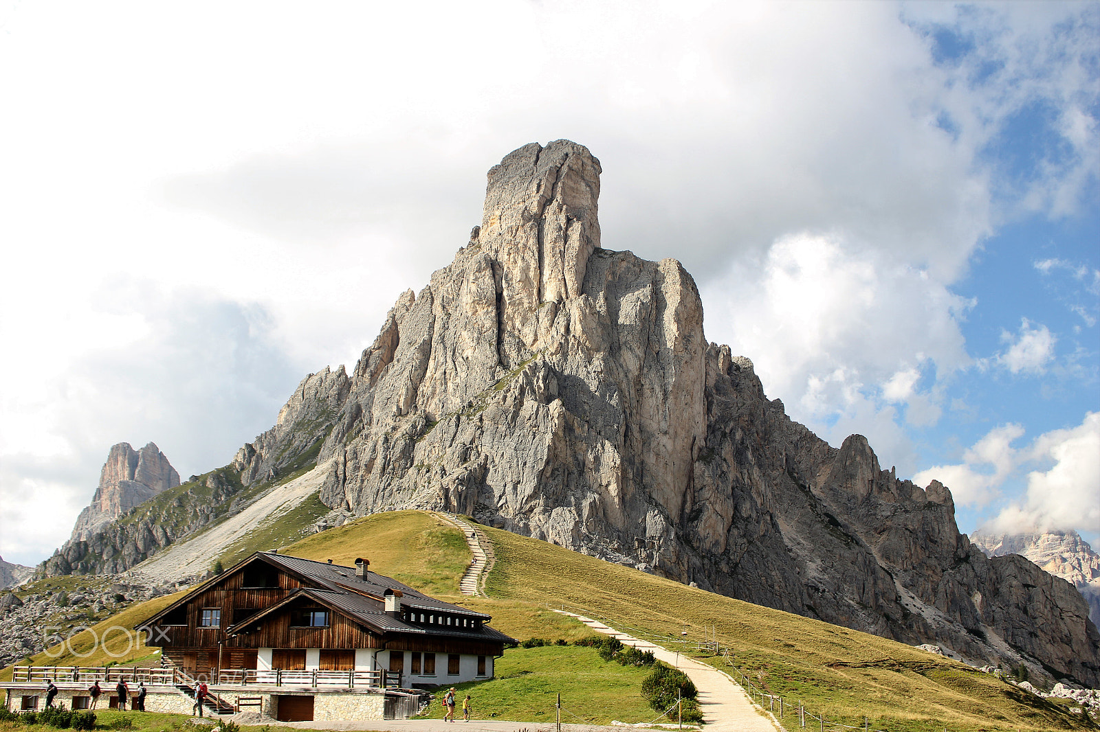 Canon EOS 100D (EOS Rebel SL1 / EOS Kiss X7) sample photo. Passo giau photography