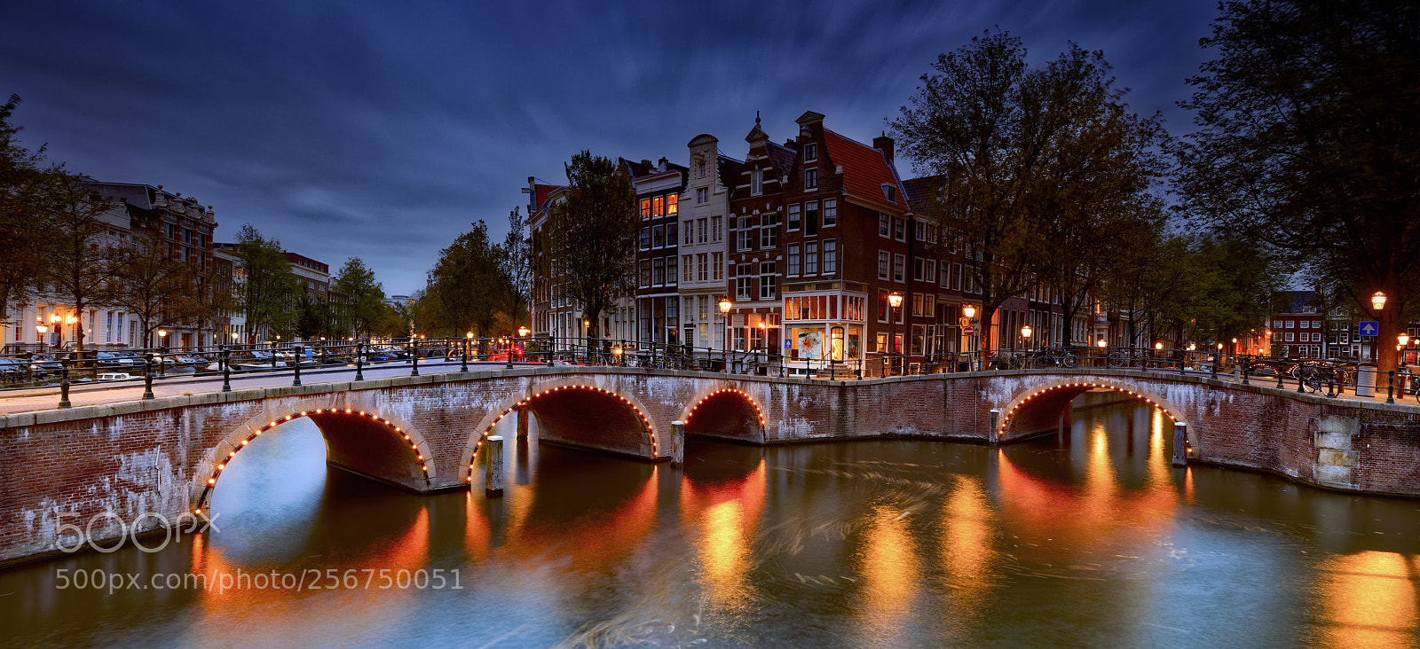 Canon EOS 5DS R sample photo. Amsterdam night photography