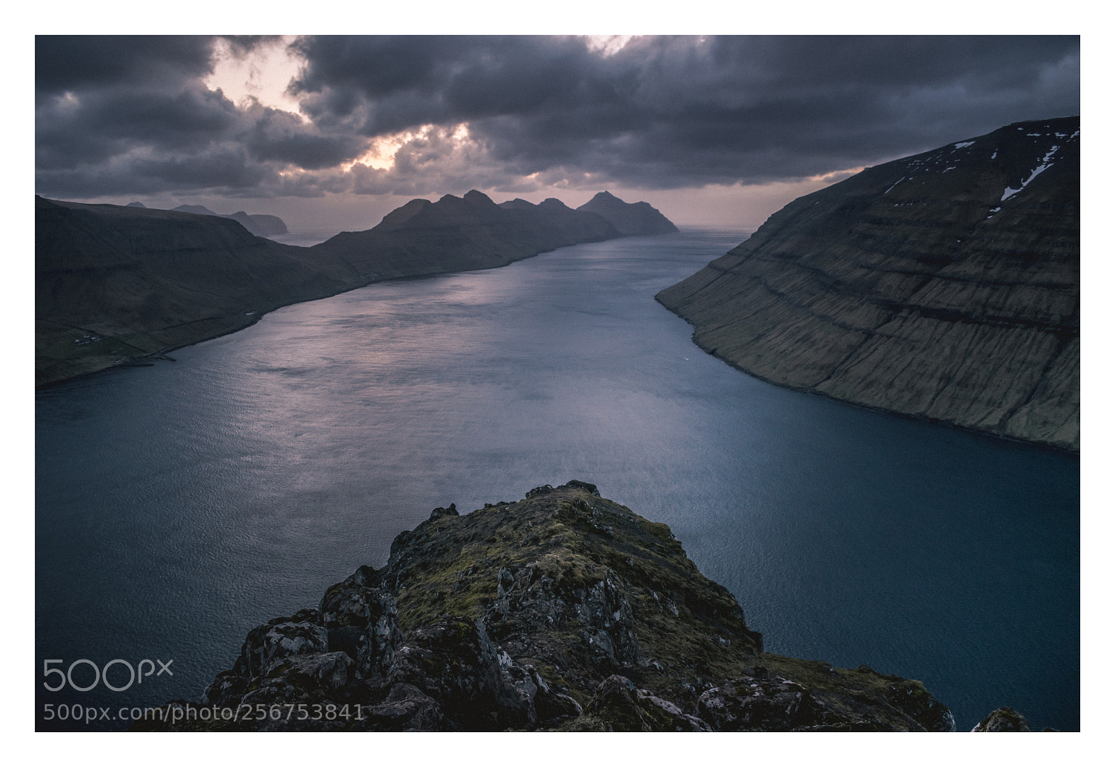 Nikon D3300 sample photo. Faroe islands moody sunset photography