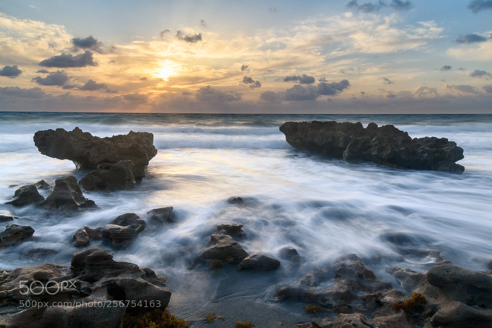 Nikon D850 sample photo. Between the rocks photography