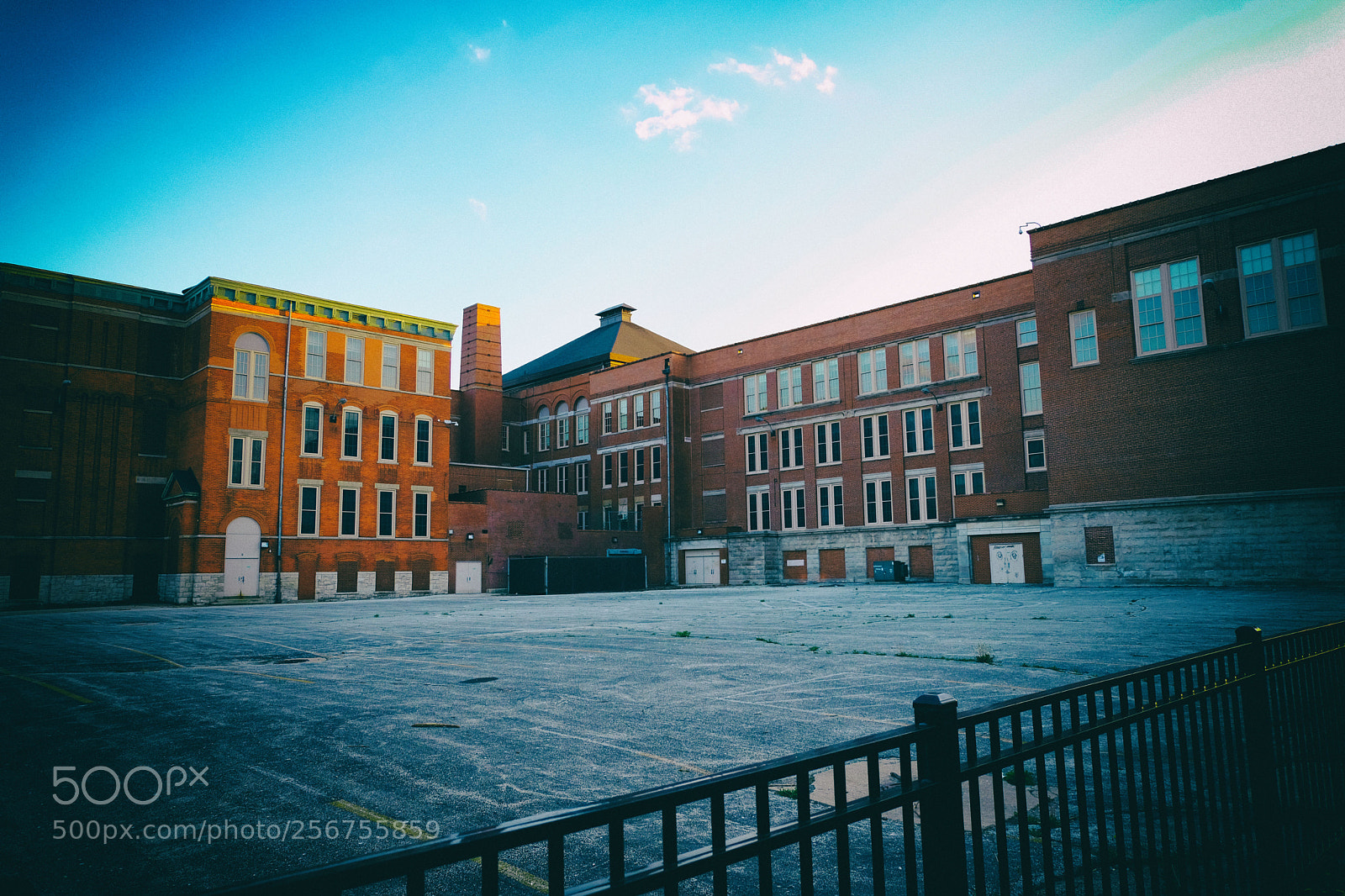 Fujifilm X-T20 sample photo. Death of a school photography