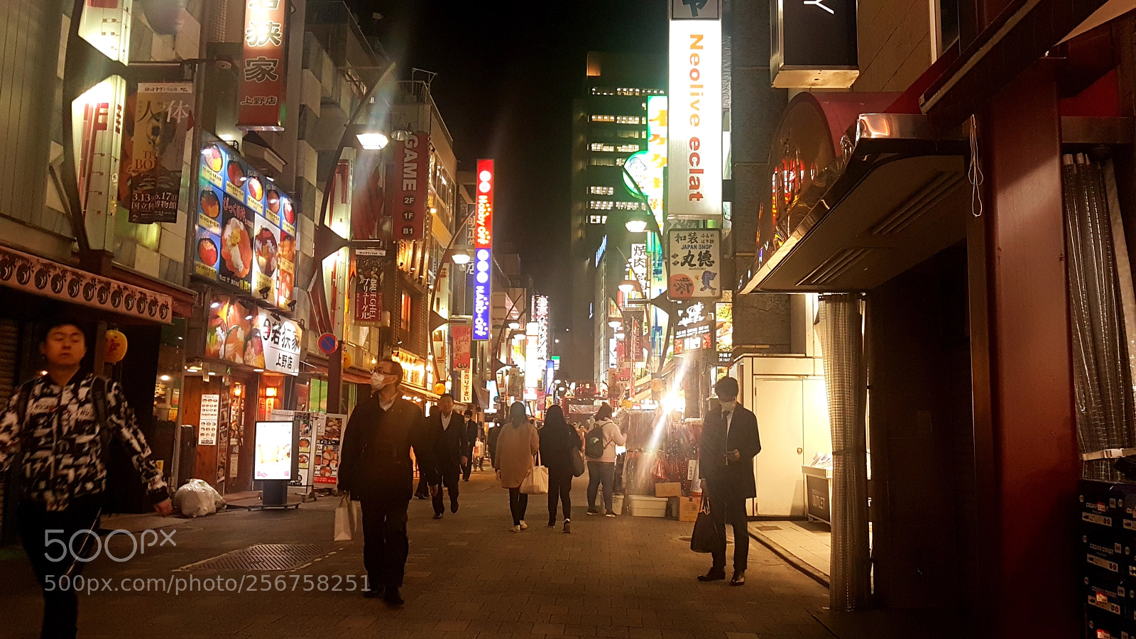 Samsung Galaxy S7 Edge sample photo. Night market not photography