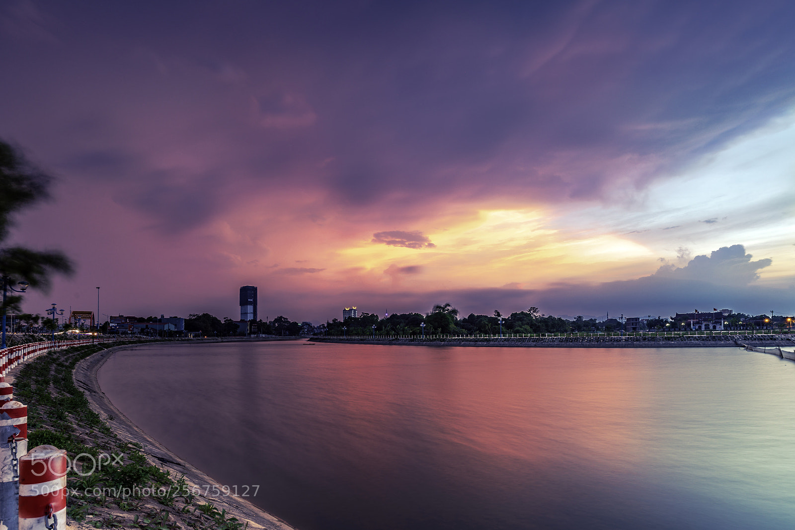 Canon EOS 5D Mark IV sample photo. Sunset photography