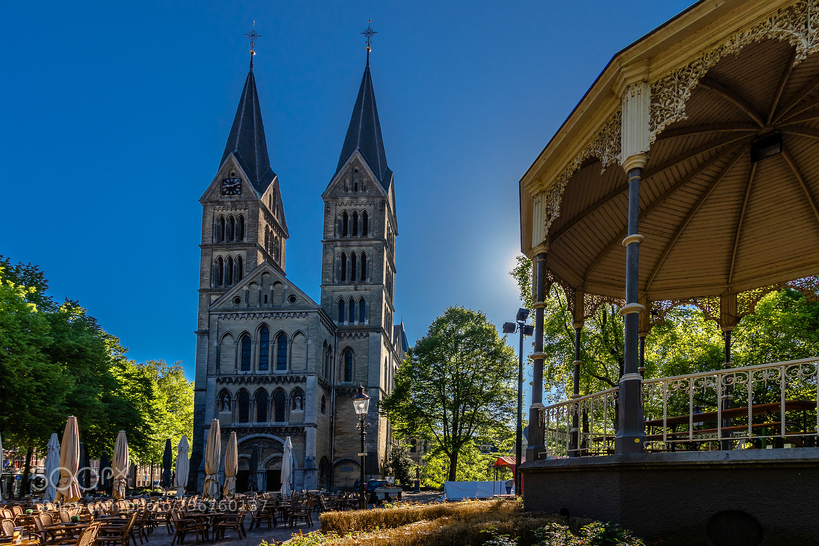 Canon EOS 80D sample photo. Munsterkerk as seen from photography
