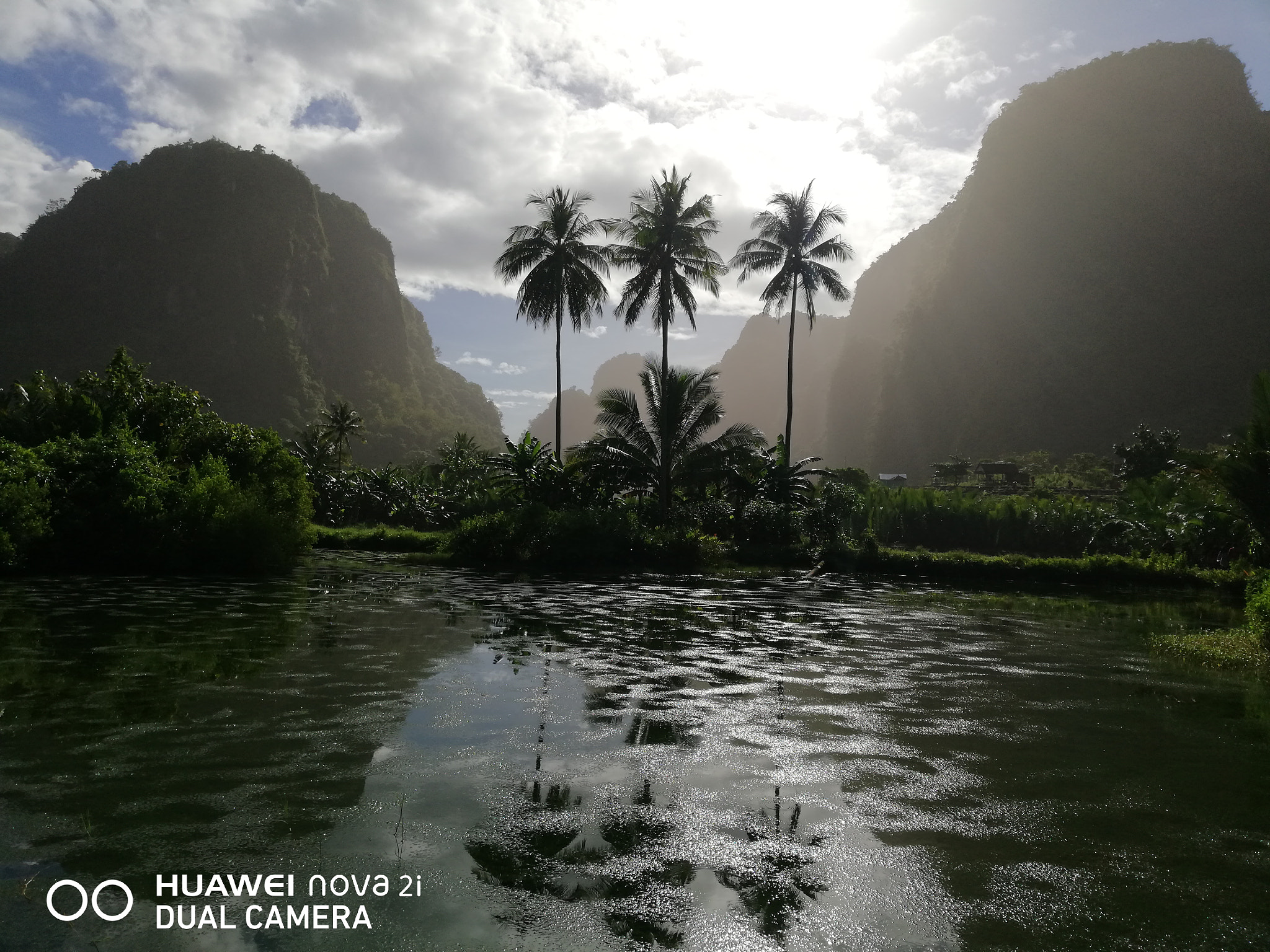 HUAWEI nova 2i sample photo
