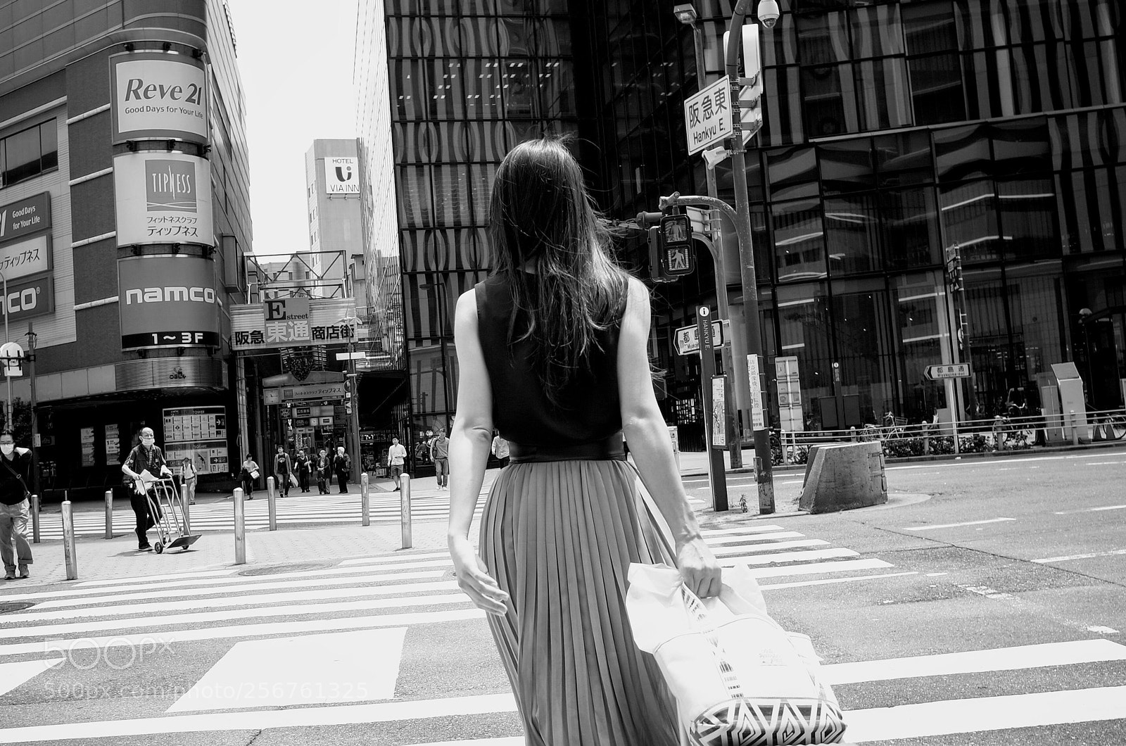 Ricoh GR sample photo. Back shot photography