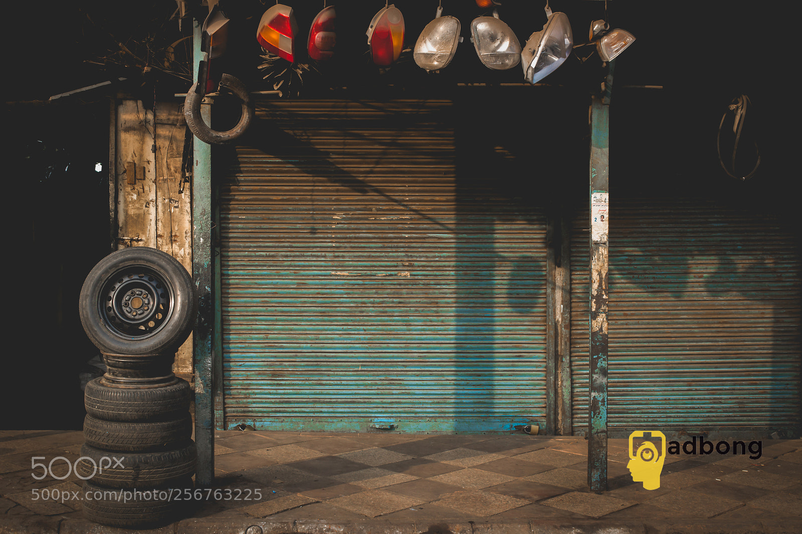 Canon EOS 750D (EOS Rebel T6i / EOS Kiss X8i) sample photo. Motor shop photography