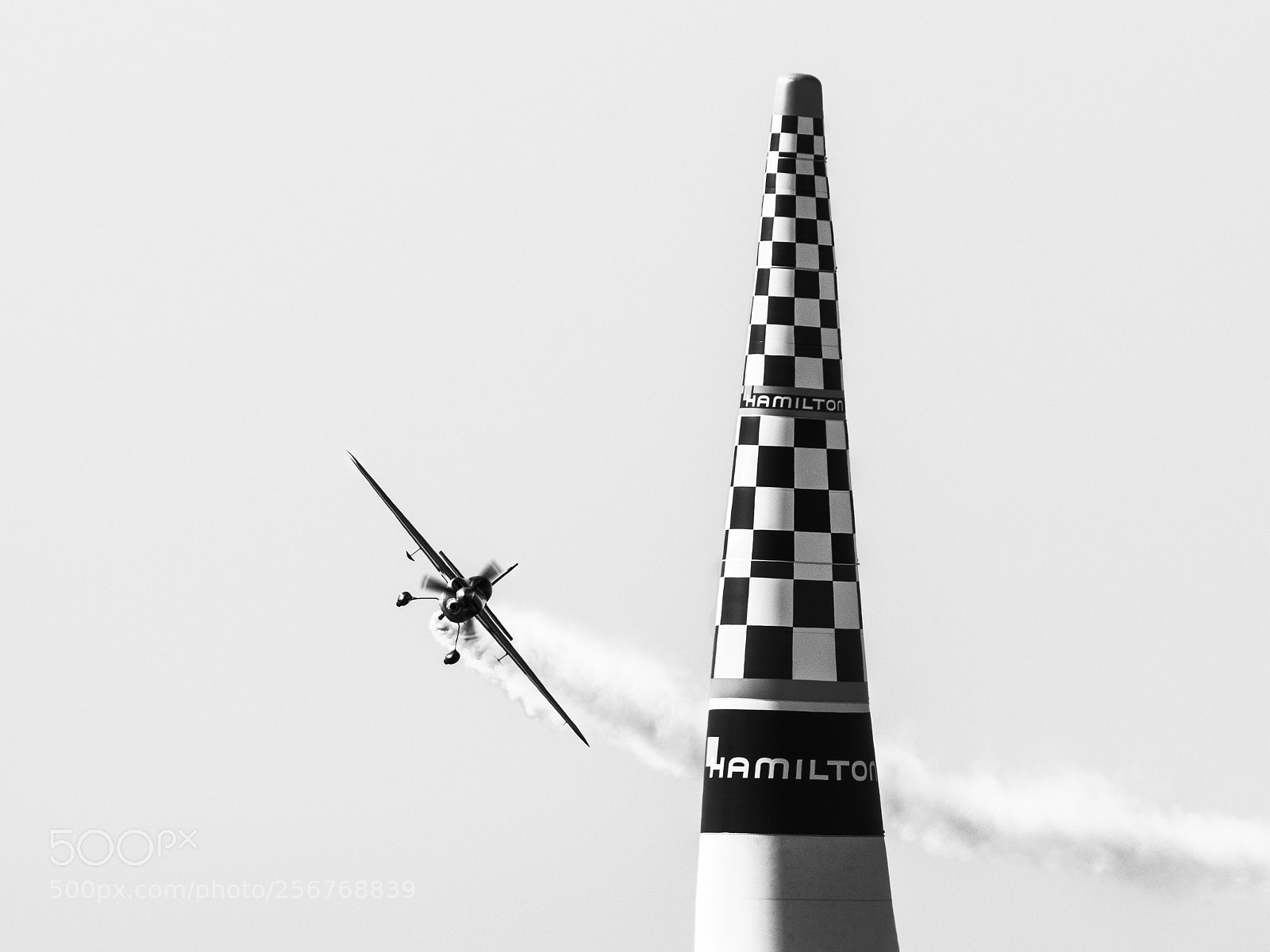 Pentax K-3 sample photo. Red bul air race photography