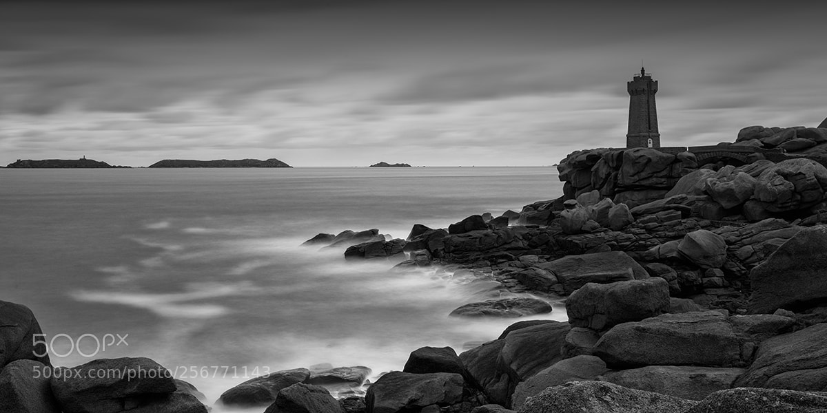 Nikon D810 sample photo. Ligthouse 3 - perros-guirec photography