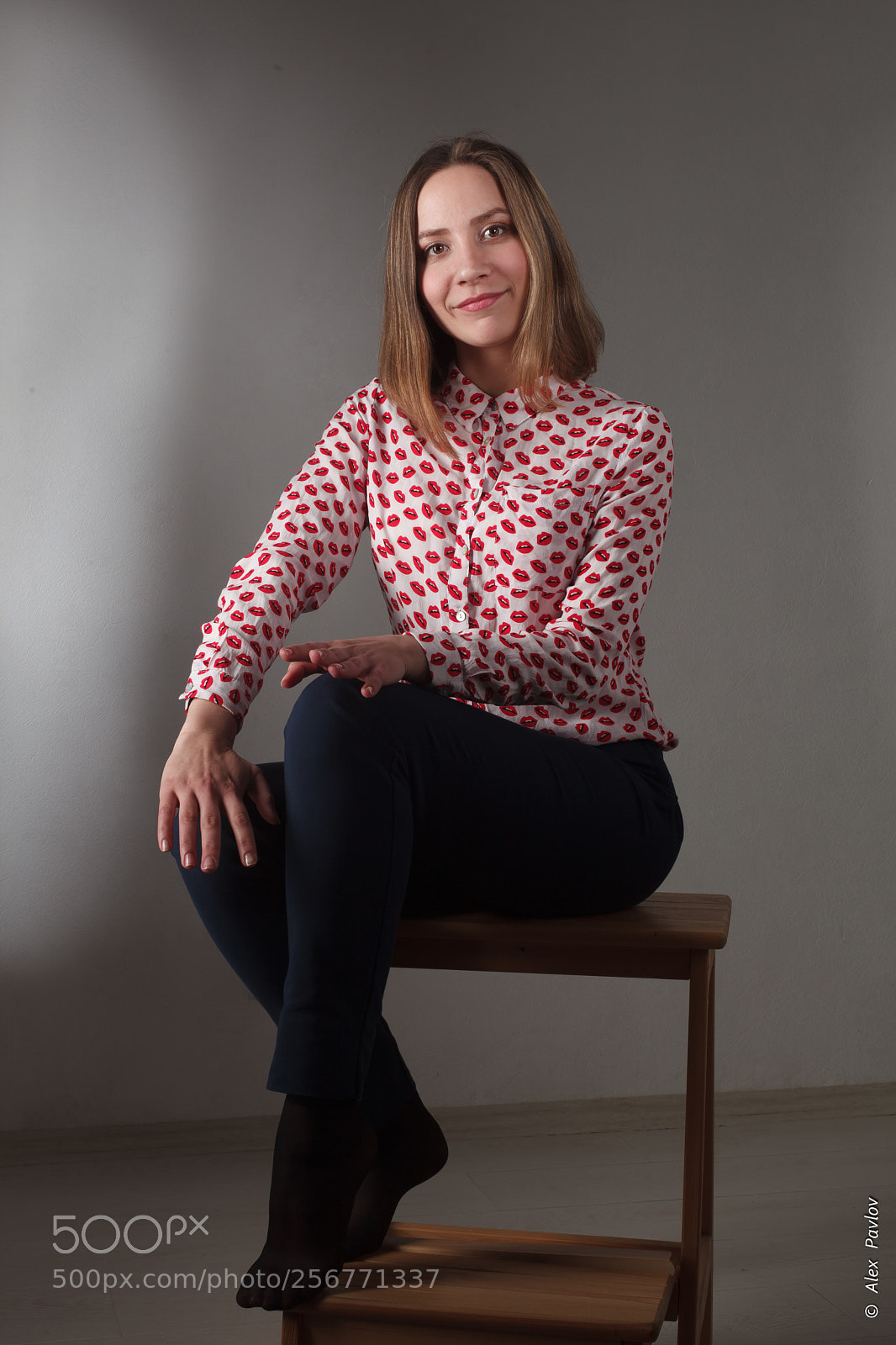 Canon EOS 5D Mark II sample photo. Studio work photography