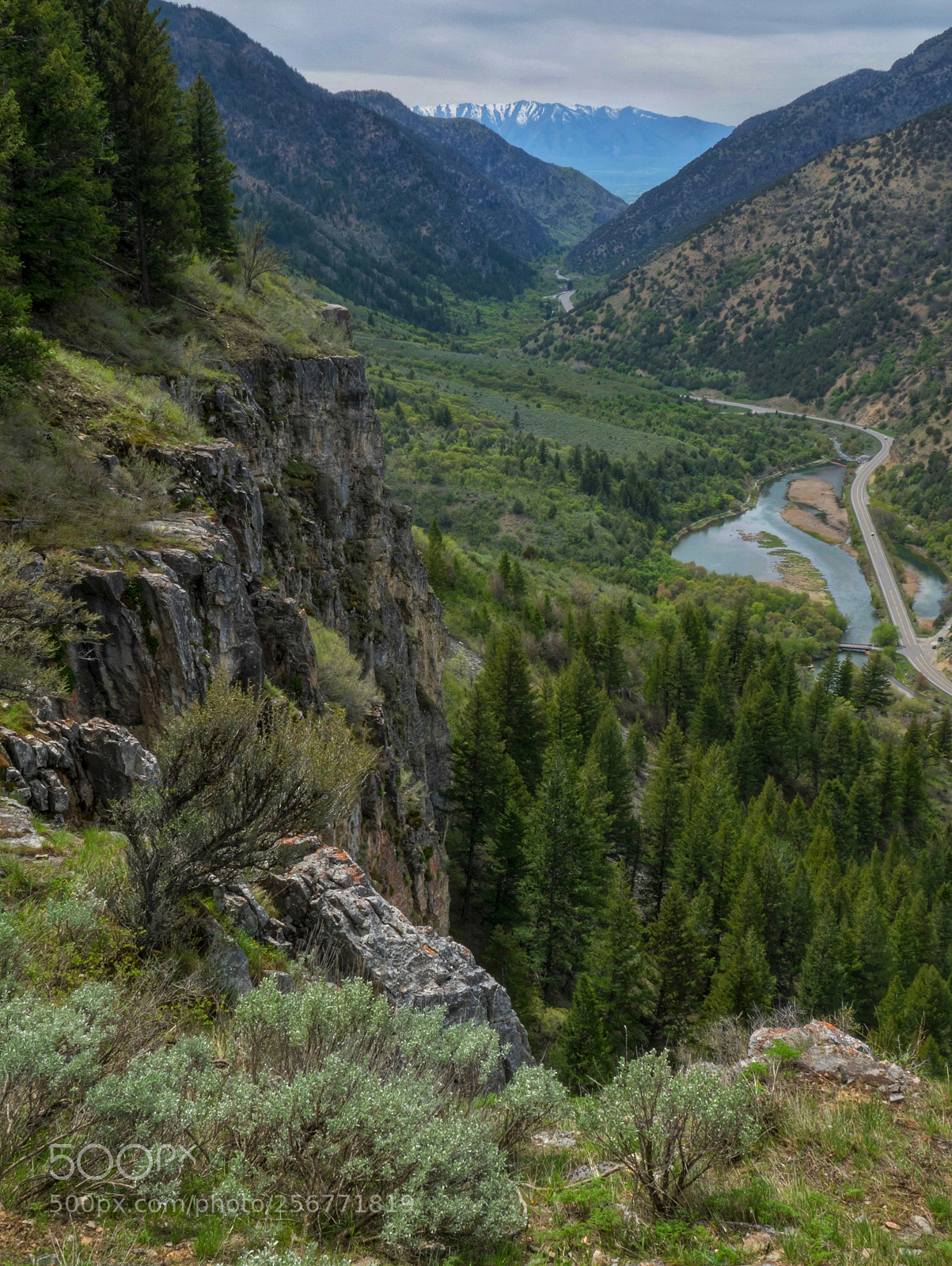 Sony Cyber-shot DSC-RX10 III sample photo. Crimson trail, logan canyon photography