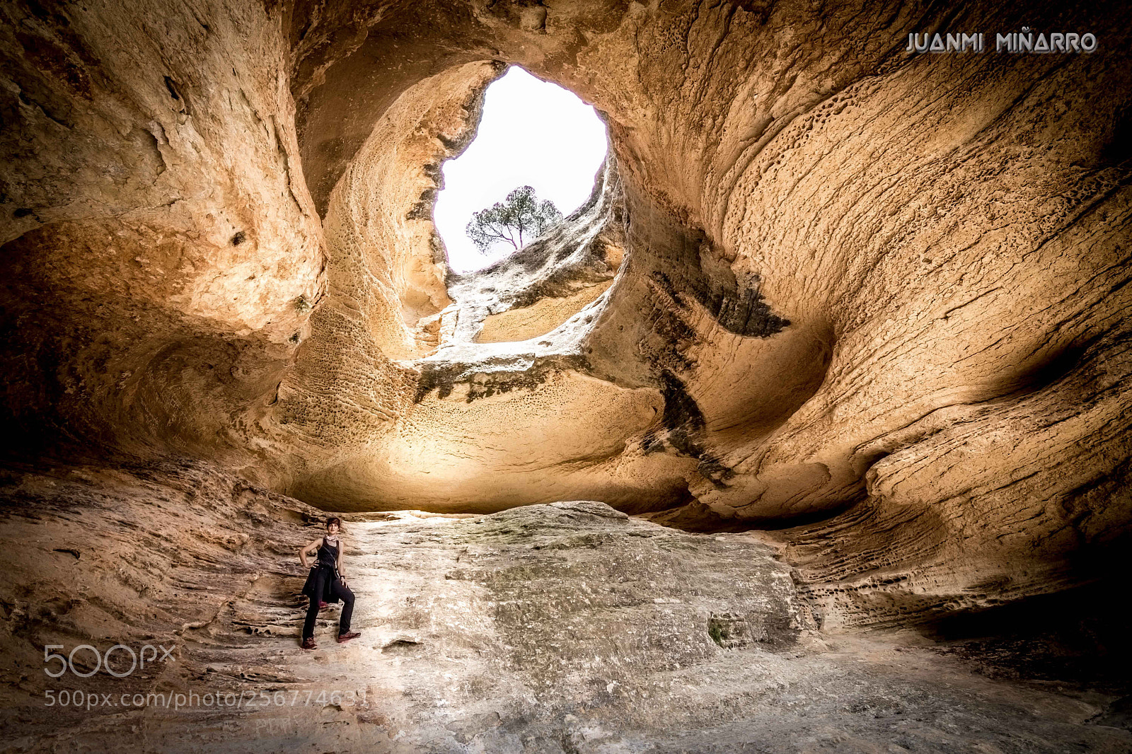 Nikon D7200 sample photo. The hole photography