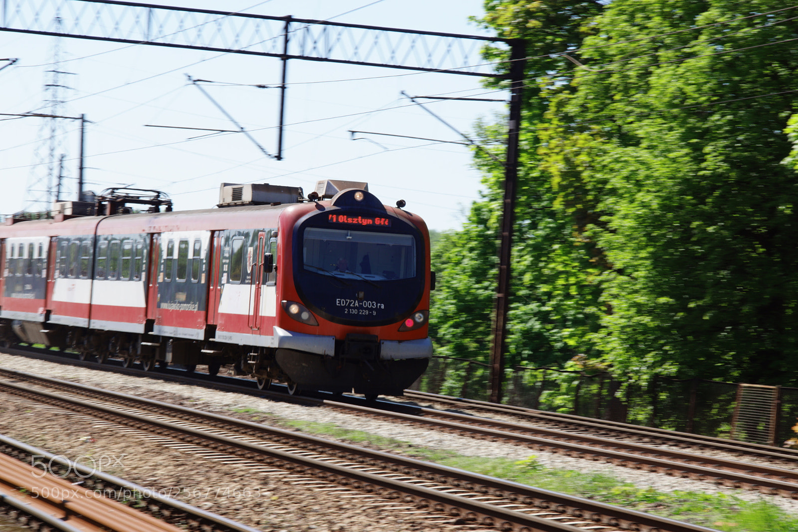 Sony SLT-A68 sample photo. One train. photography