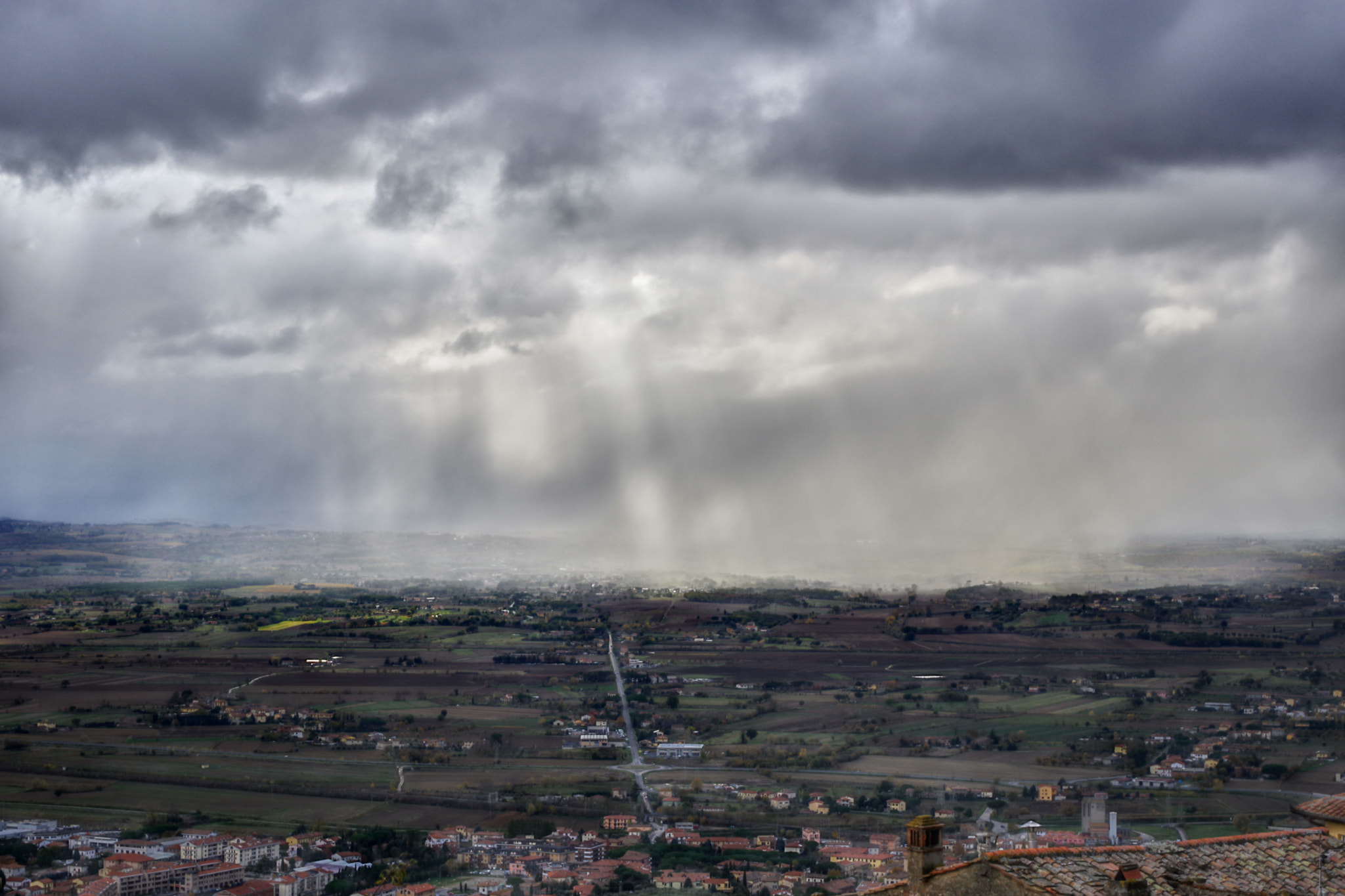 Pentax K-70 sample photo. Distant storm in hdr photography