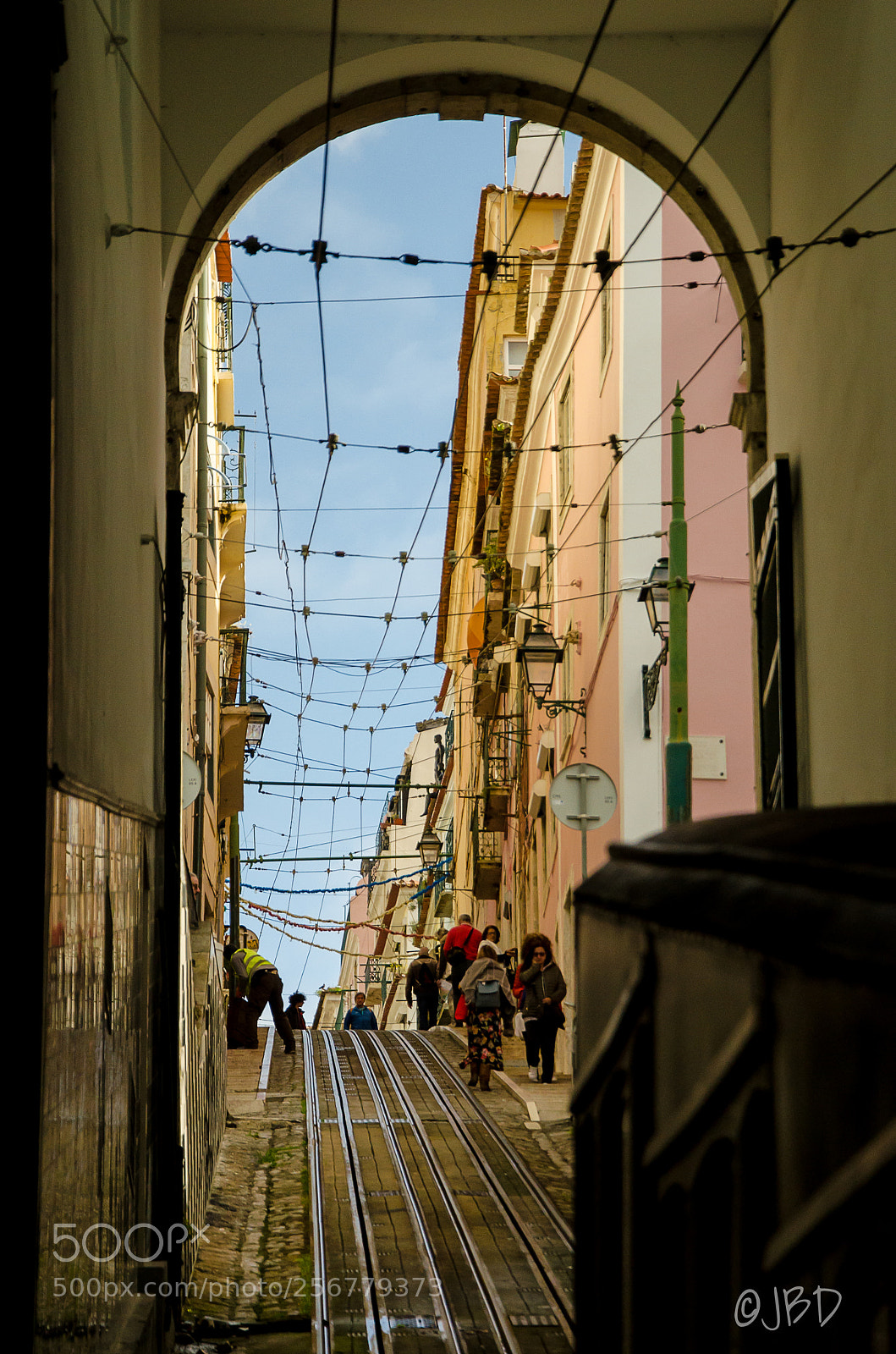 Nikon D5100 sample photo. Urban web photography