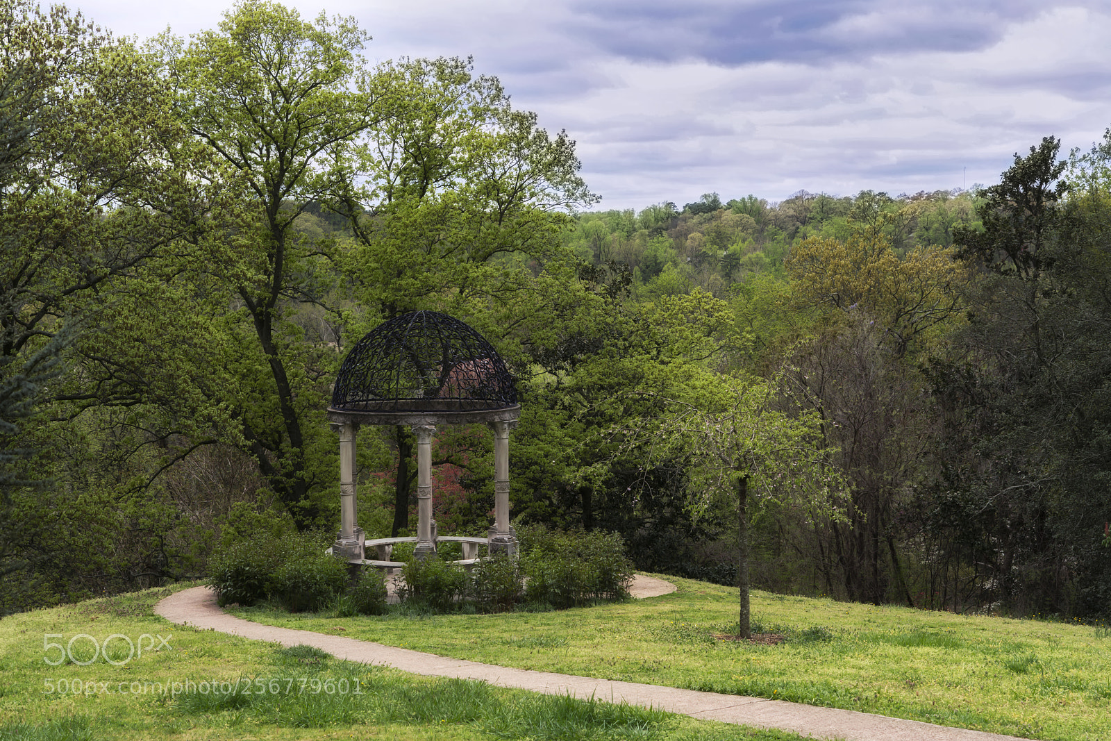 Sony a7R III sample photo. Gazebo in italian garden photography